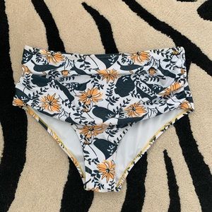 NWOT Sunflower Bathing Suit Bottom